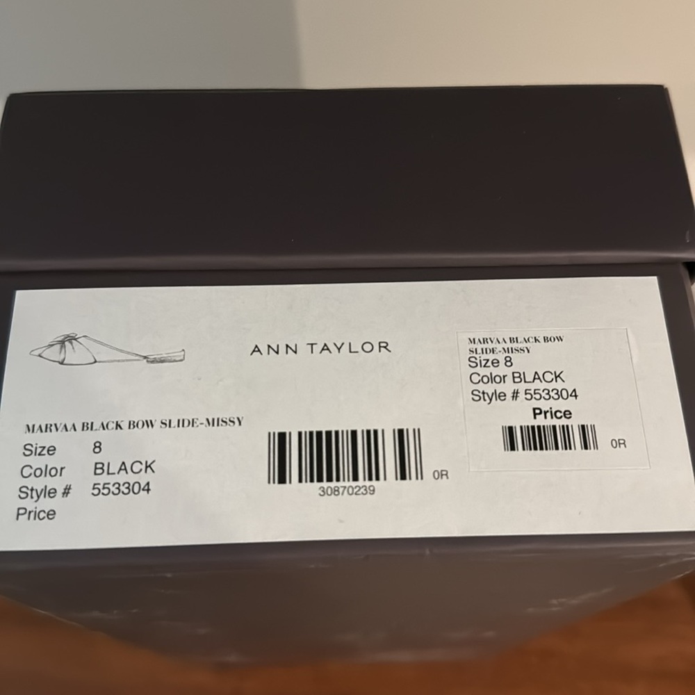 Ann Taylor Black Flats with Bow Detail - Picture 3 of 3